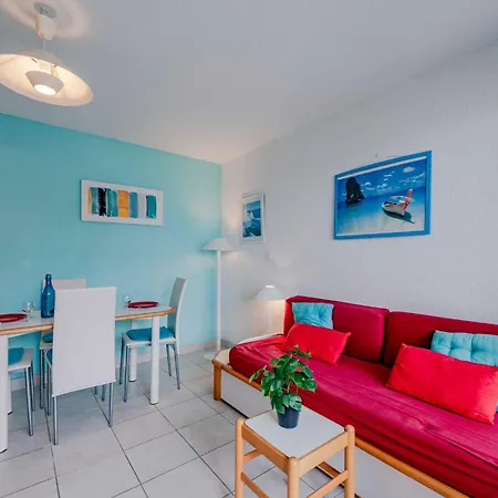 Antigua-12 By Interhome *